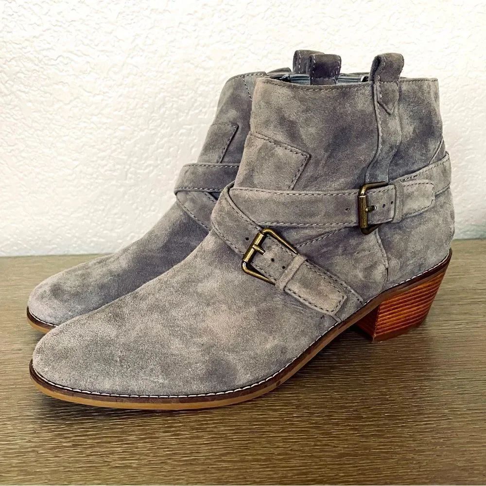 Cole Haan Grand OS Gray Suede Buckle Ankle Boots 9.5
